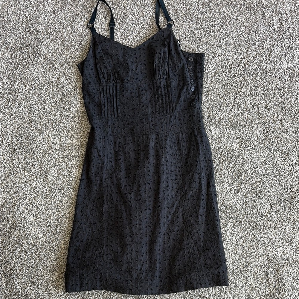 Elegant Black Sleeveless Dress